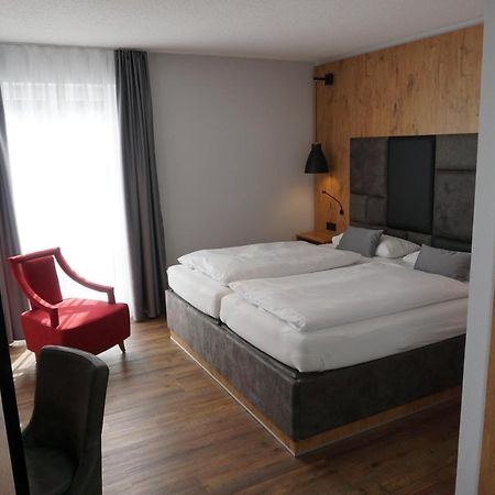 Hotel Gruener Baum カウフボイレン エクステリア 写真