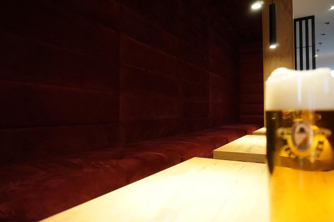 Hotel Gruener Baum カウフボイレン エクステリア 写真