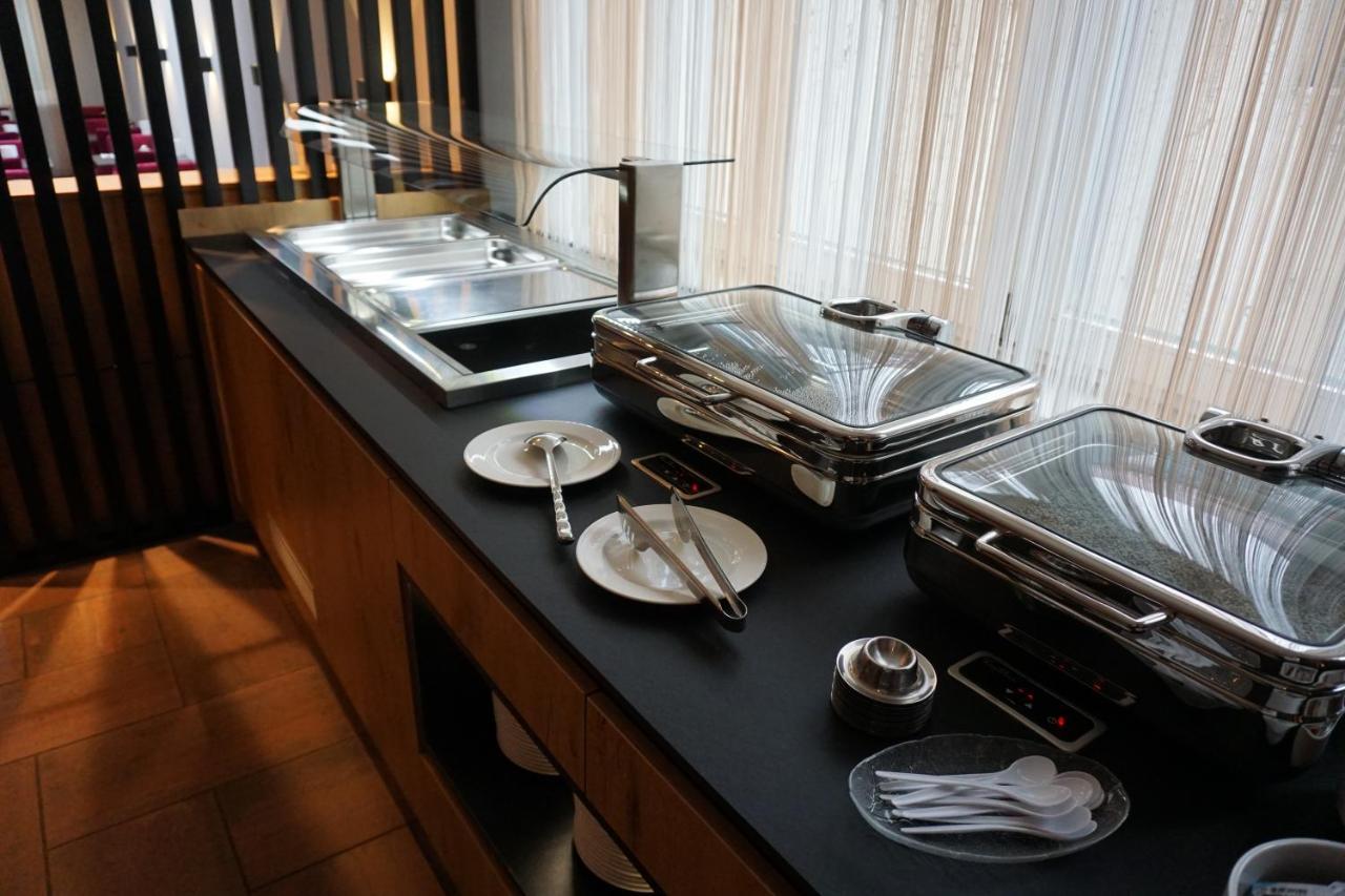 Hotel Gruener Baum カウフボイレン エクステリア 写真